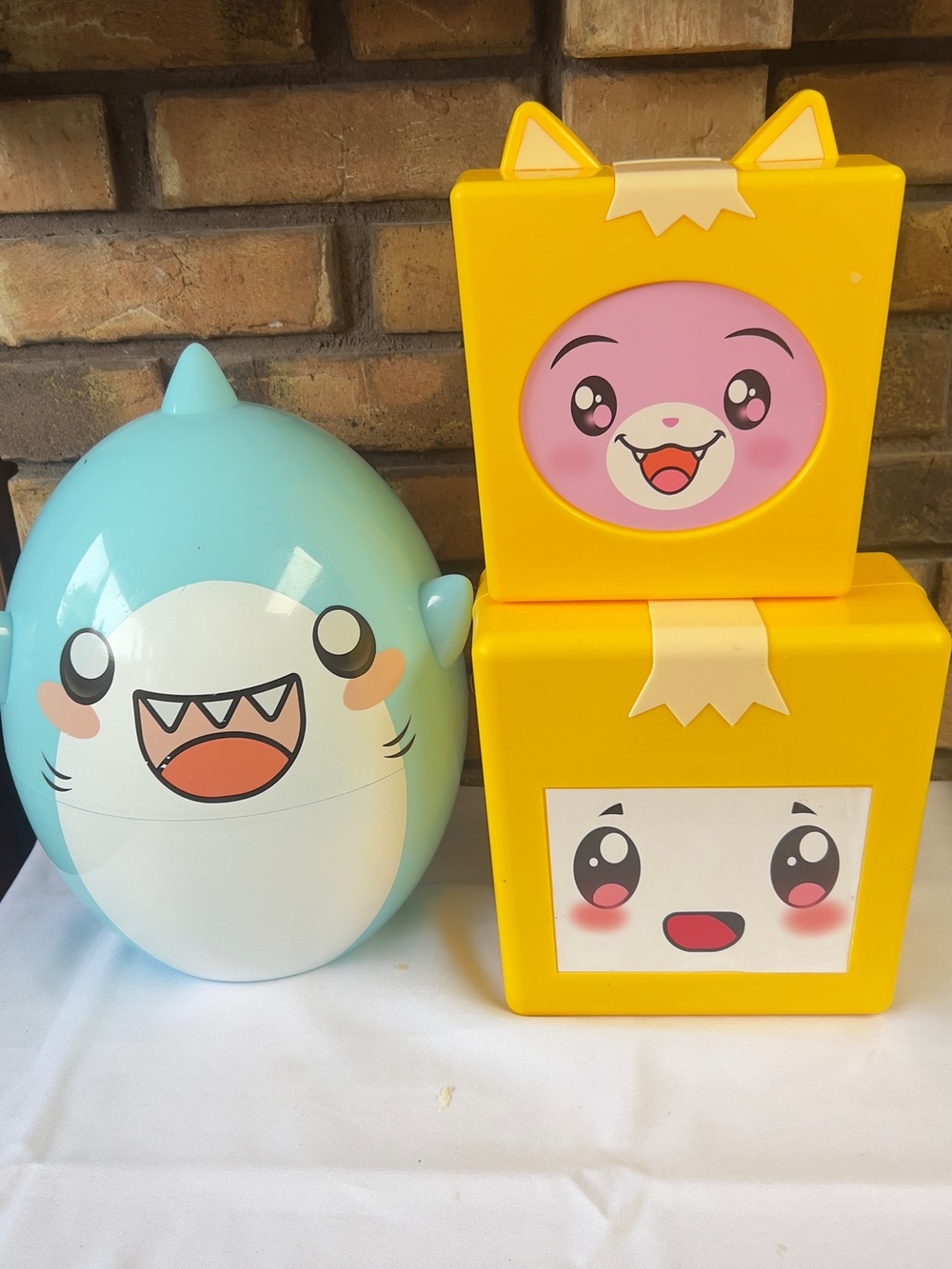 Blue Shark Plush Figure with Yellow Stackable Character Blocks - Kids Toy Set